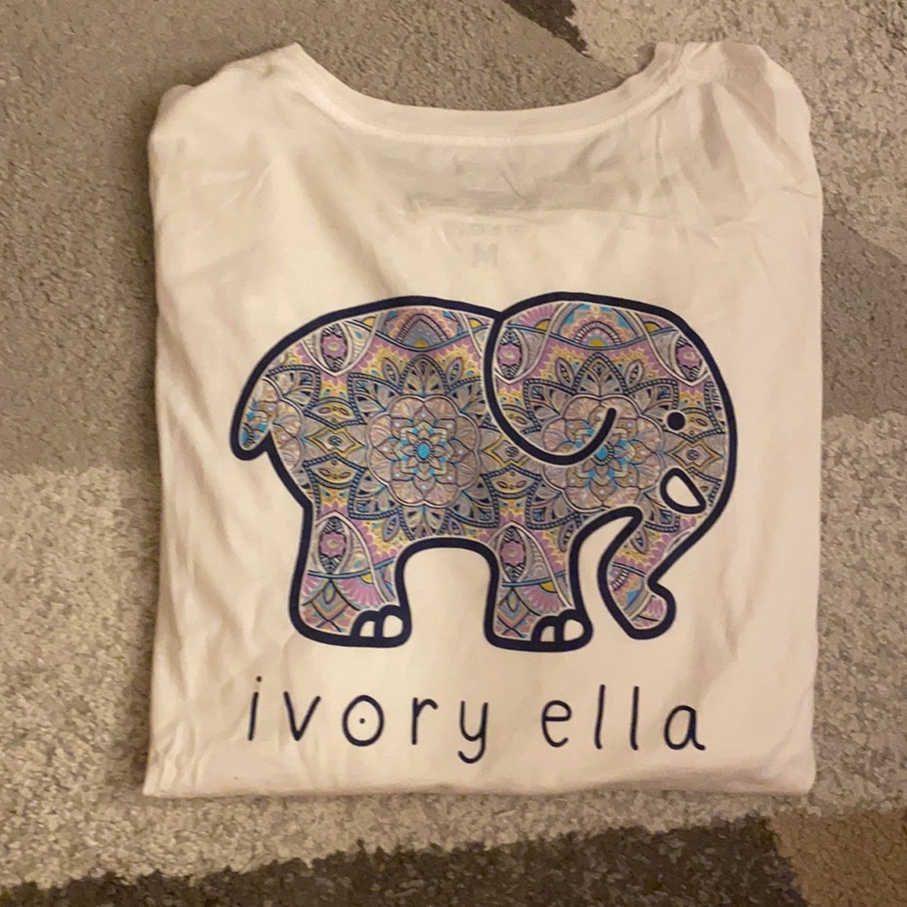 EUC ivory Ella long sleeve tee